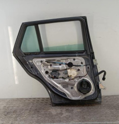Porte arriere gauche MERCEDES CLASSE C 204 Photo n°4