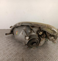 Optique avant principal droit (feux)(phare) TOYOTA YARIS 1