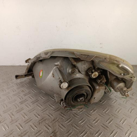 Optique avant principal droit (feux)(phare) TOYOTA YARIS 1