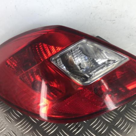 Feu arriere principal gauche (feux) OPEL CORSA D Photo n°1