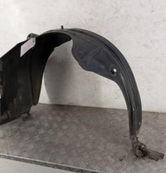 Pare boue avant droit TOYOTA YARIS 2 Photo n°3