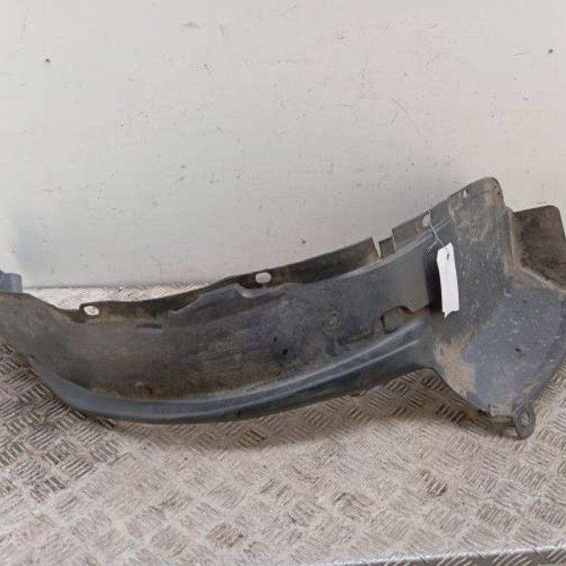 Pare boue avant droit RENAULT MASTER 2
