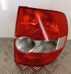 Feu arriere principal droit (feux) VOLKSWAGEN FOX Photo n°1
