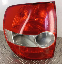 Feu arriere principal gauche (feux) VOLKSWAGEN FOX Photo n°1