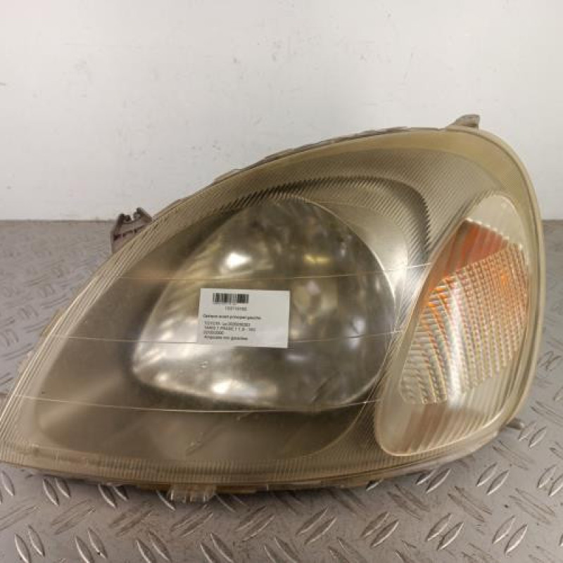 Optique avant principal gauche (feux)(phare) TOYOTA YARIS 1