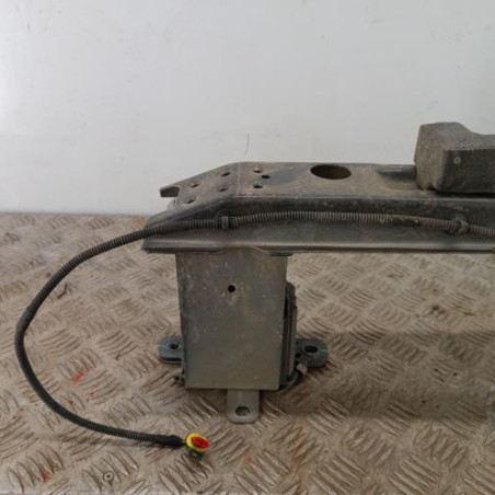 Renfort pare choc arriere (traverse) FIAT 500L