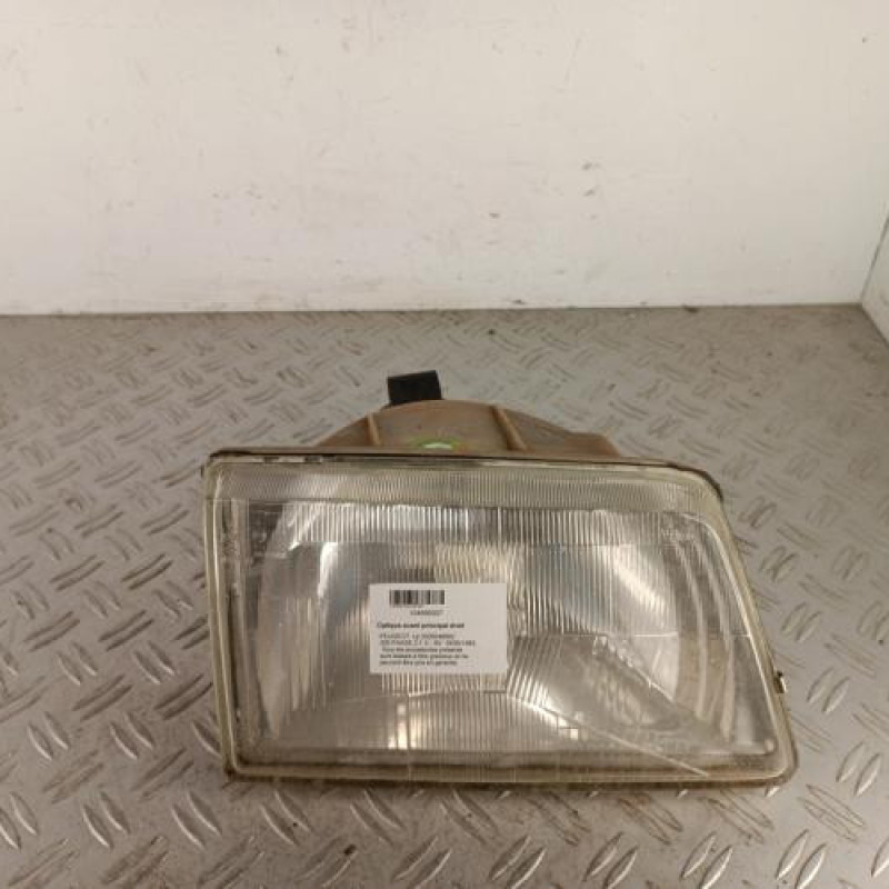 Optique avant principal droit (feux)(phare) PEUGEOT 205