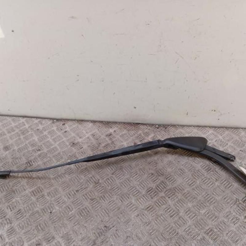 Bras essuie glace avant droit RENAULT SCENIC 2