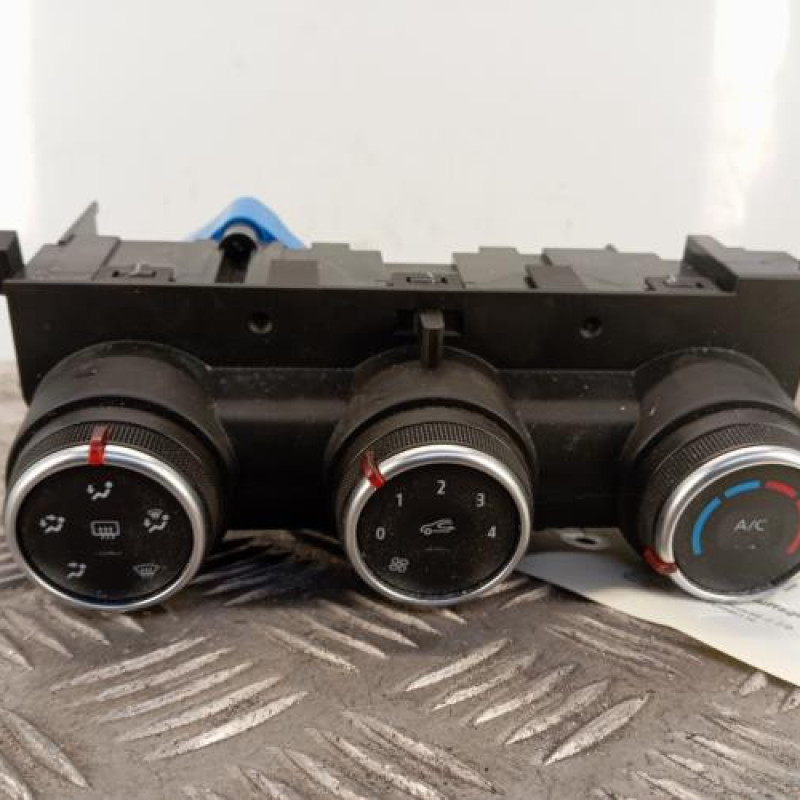 Commande chauffage RENAULT TRAFIC 3 MOYEN Commande chauffage RENAULT TRAFIC 3 MOYEN
