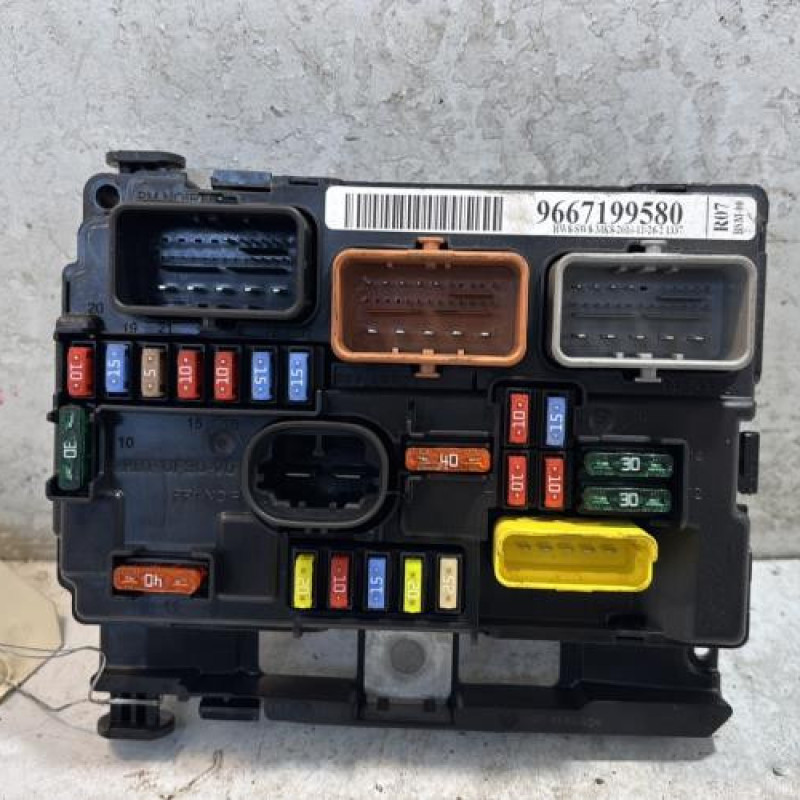 Boitier servitude moteur (BSM) PEUGEOT 207 Boitier servitude moteur (BSM) PEUGEOT 207