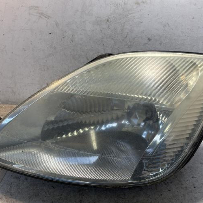 Optique avant principal gauche (feux)(phare) FORD FIESTA 5