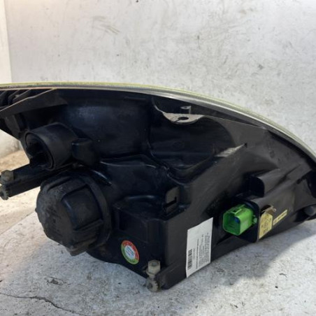 Optique avant principal gauche (feux)(phare) FORD FIESTA 5