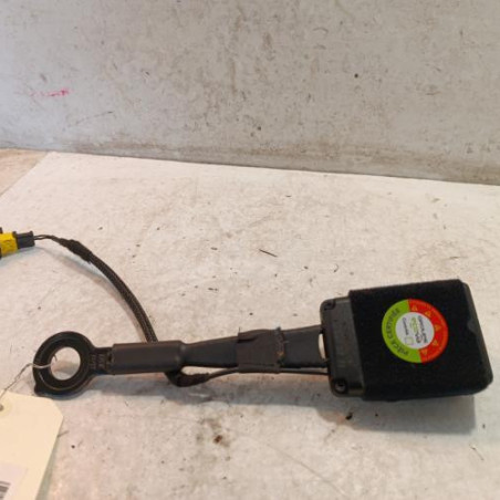 Attache ceinture avant droit PEUGEOT 208 2
