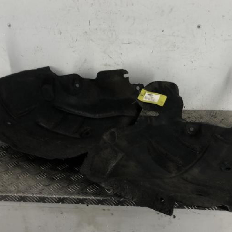 Pare boue avant gauche RENAULT SCENIC 3 Pare boue avant gauche RENAULT SCENIC 3