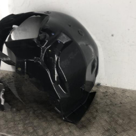 Pare boue avant droit RENAULT MEGANE 2