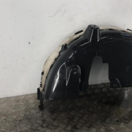 Pare boue arriere droit PEUGEOT 2008 1