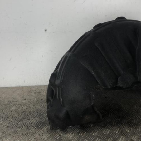 Pare boue arriere droit FORD PUMA 2