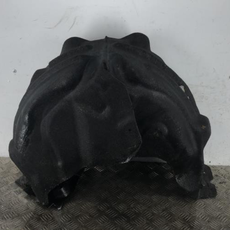 Pare boue arriere droit RENAULT MEGANE 4