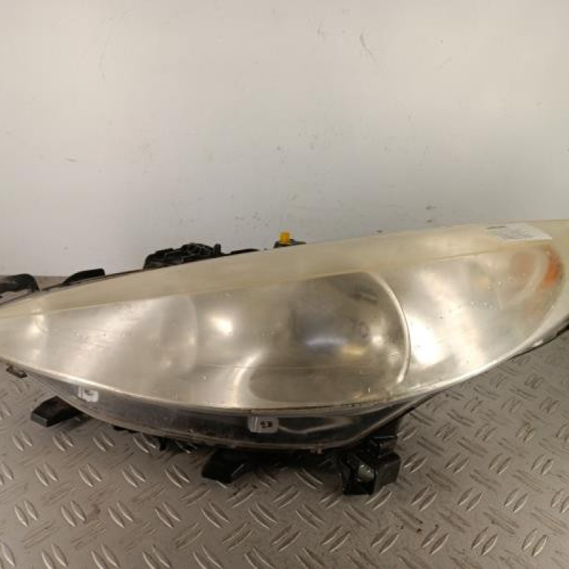 Optique avant principal gauche (feux)(phare) PEUGEOT 207