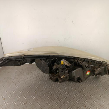 Optique avant principal gauche (feux)(phare) PEUGEOT 207