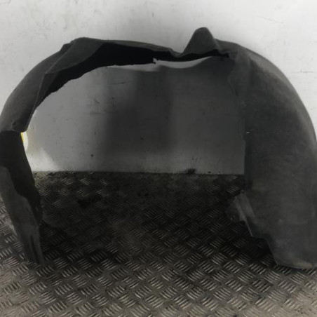 Pare boue avant droit AUDI A4 2 Photo n°1