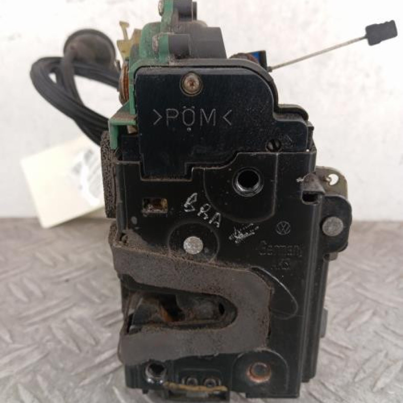 Serrure arriere droit VOLKSWAGEN POLO 4 Serrure arriere droit VOLKSWAGEN POLO 4