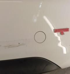 Pare choc arriere PEUGEOT 208 1