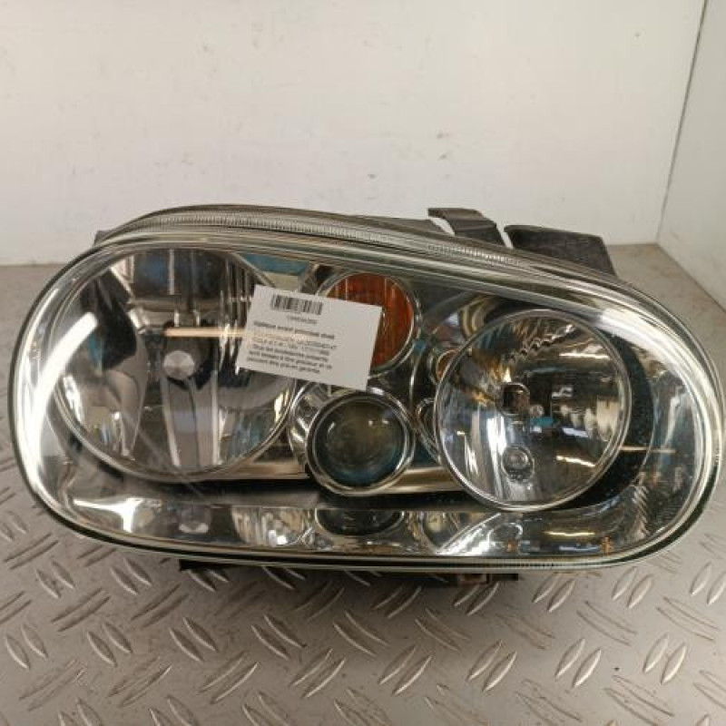Optique avant principal droit (feux)(phare) VOLKSWAGEN GOLF 4