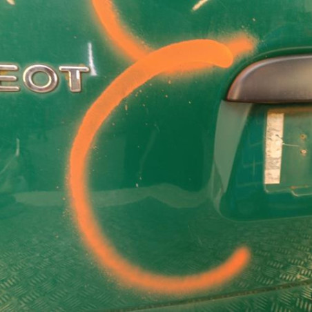 Malle/Hayon arriere PEUGEOT PARTNER 1