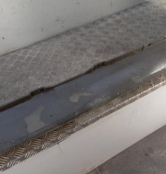 Pare choc arriere MERCEDES VITO 638 Photo n°5