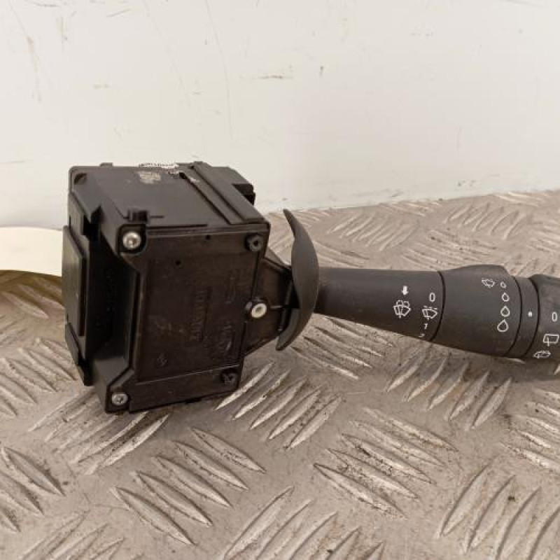 Commodo d'essuie glaces RENAULT CLIO 4