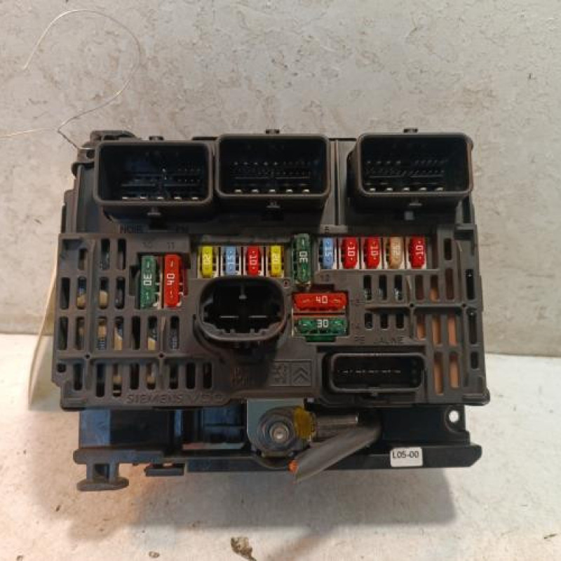 Boitier servitude moteur (BSM) PEUGEOT 807 Boitier servitude moteur (BSM) PEUGEOT 807