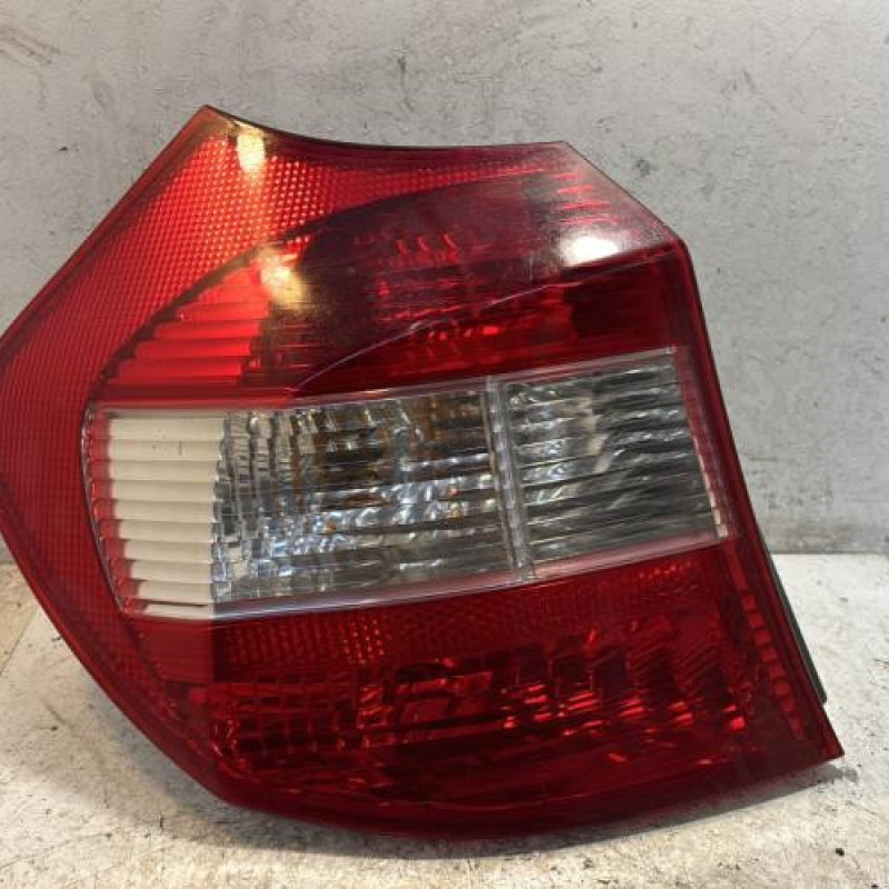 Feu arriere principal gauche (feux) BMW SERIE 1 E87 Feu arriere principal gauche (feux) BMW SERIE 1 E87