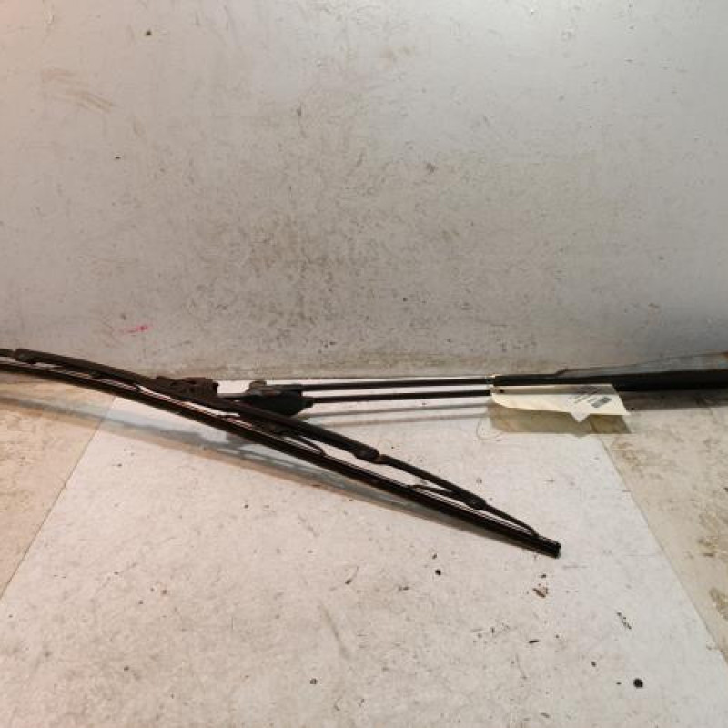 Bras essuie glace avant gauche RENAULT TWINGO 1