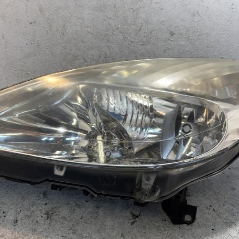 Optique avant principal gauche (feux)(phare) PEUGEOT 607
