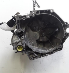 Boite de vitesses PEUGEOT 208 1 Photo n°1