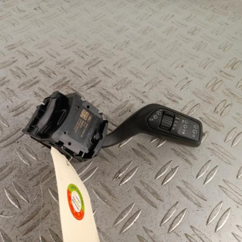 Commodo d'essuie glaces FORD FIESTA 7 Commodo d'essuie glaces FORD FIESTA 7