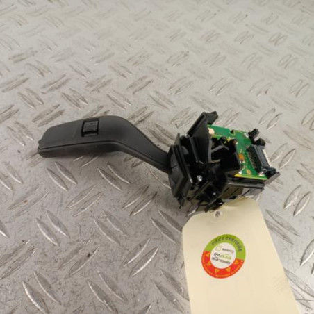 Commodo d'essuie glaces FORD FIESTA 7