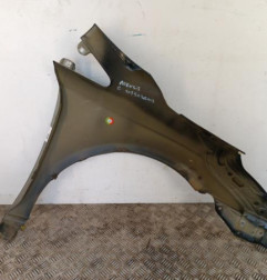 Aile avant gauche TOYOTA AVENSIS 3