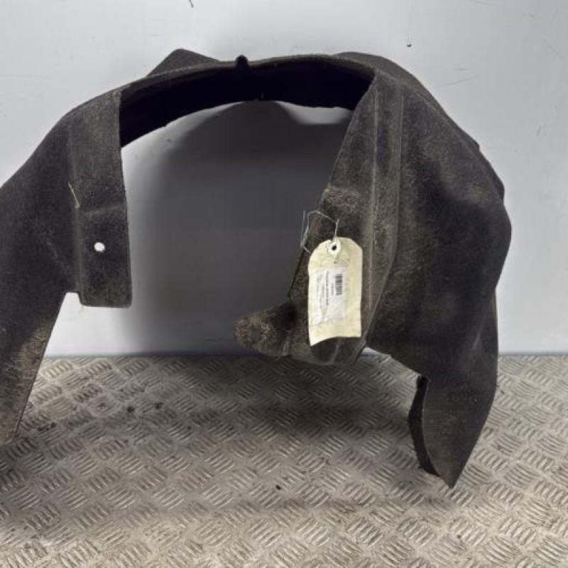 Pare boue arriere droit FORD KUGA 2