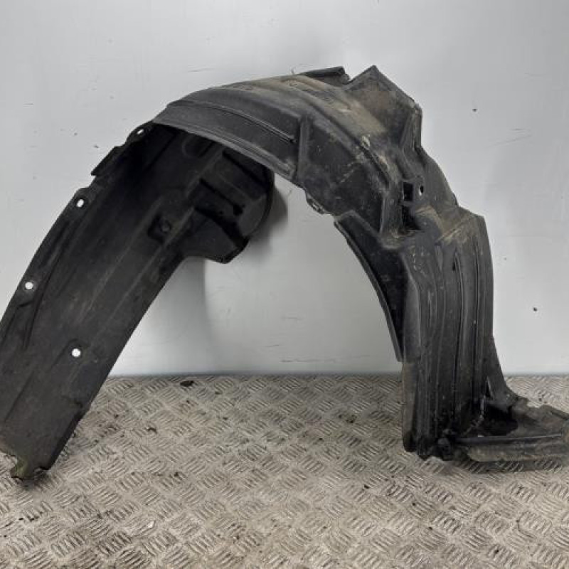 Pare boue avant droit TOYOTA YARIS 1 Pare boue avant droit TOYOTA YARIS 1