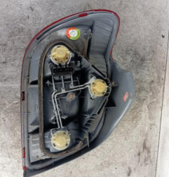 Feu arriere principal droit (feux) TOYOTA YARIS 1