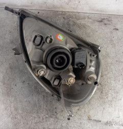 Optique avant principal gauche (feux)(phare) TOYOTA YARIS 1