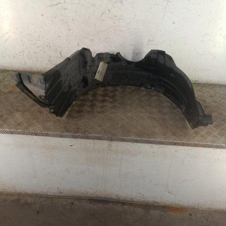 Pare boue avant droit TOYOTA YARIS 1