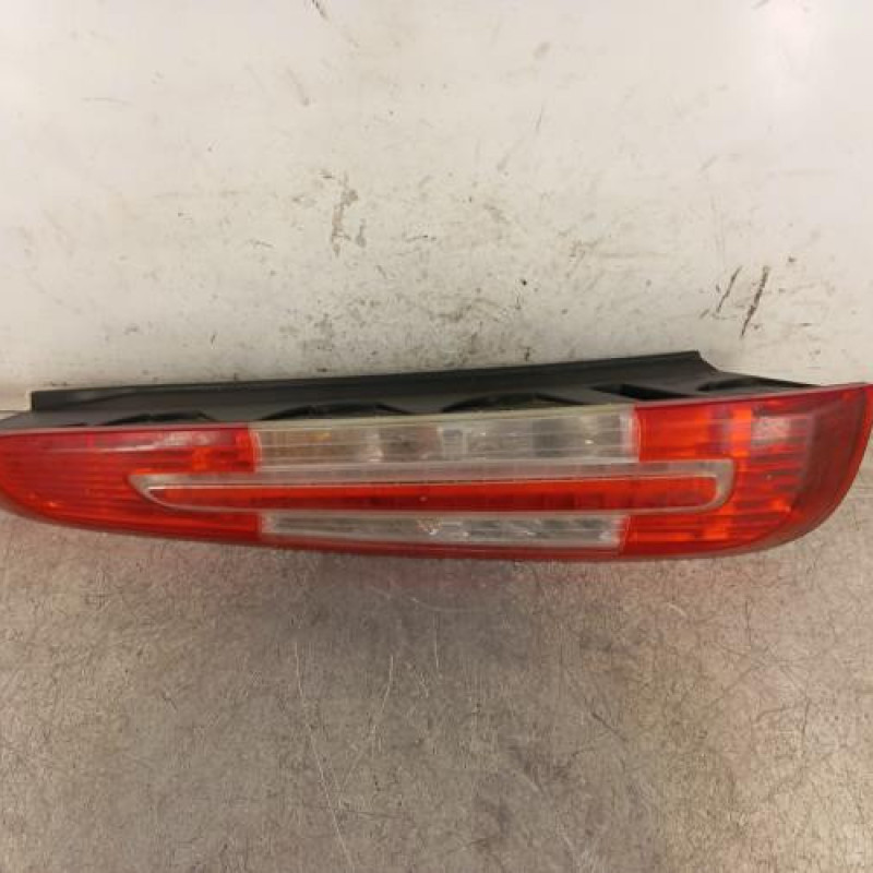 Feu arriere principal gauche (feux) FORD C-MAX 1 Feu arriere principal gauche (feux) FORD C-MAX 1