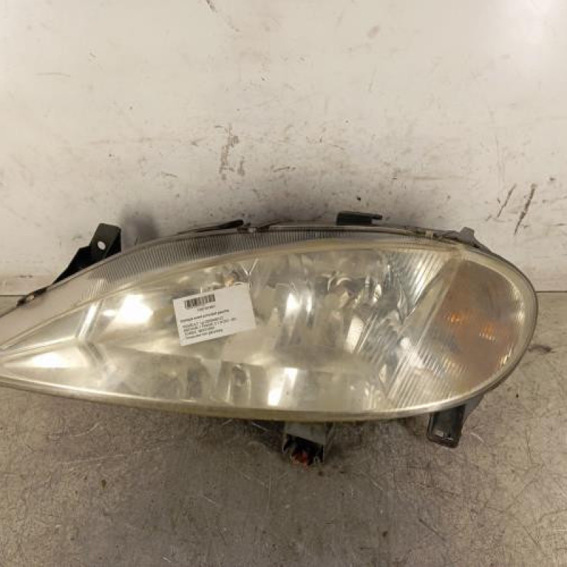 Optique avant principal gauche (feux)(phare) RENAULT MEGANE 1