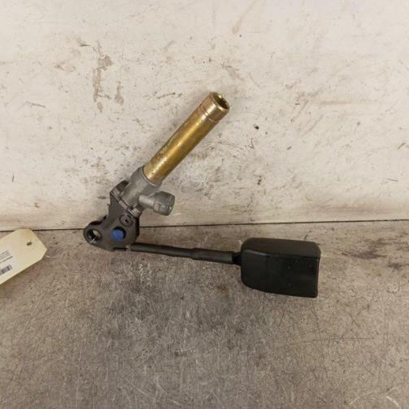 Attache ceinture avant droit PEUGEOT 306