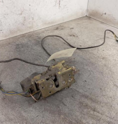 Serrure avant droit MERCEDES VITO 638