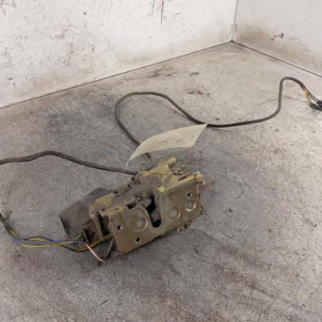 Serrure avant droit MERCEDES VITO 638