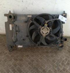 Radiateur eau FIAT GRANDE PUNTO Photo n°1